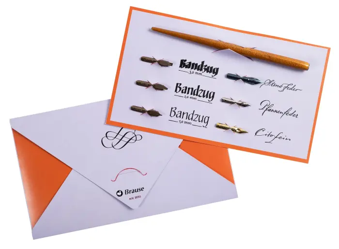 Nécessaire pour l'écriture et la calligraphie