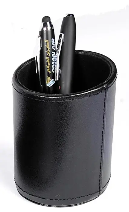 Quo Vadis - Pot à crayons - Satiny - 10x7 cm - Cuir pleine fleur de vachette - Noir
