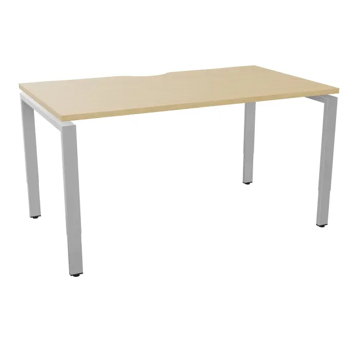 Table de bureau rectangulaire Conect avec échancrure L. 140 x P. 80 cm mélamine Chêne naturel sur pieds arche réglables en hauteur finition métal lisse gris aluminium