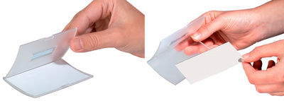 DURABLE Badge Click Fold, avec aimant, 90 x 54 mm, flexible – Image 3