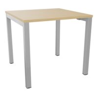 Table carrée Arial L. 80 cm x P. 80 cm x H. 73,5 plateau pré-percé obturateur mélamine Chêne naturel pied arche carrée fixe métal lisse gris aluminium