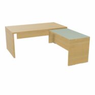 Table rectangulaire Kara L. 170 cm x 200. cm mélamine chêne clair avec retour aligné top verre émaillé blanc piètement panneau mélamine chêne clair + voile de fond